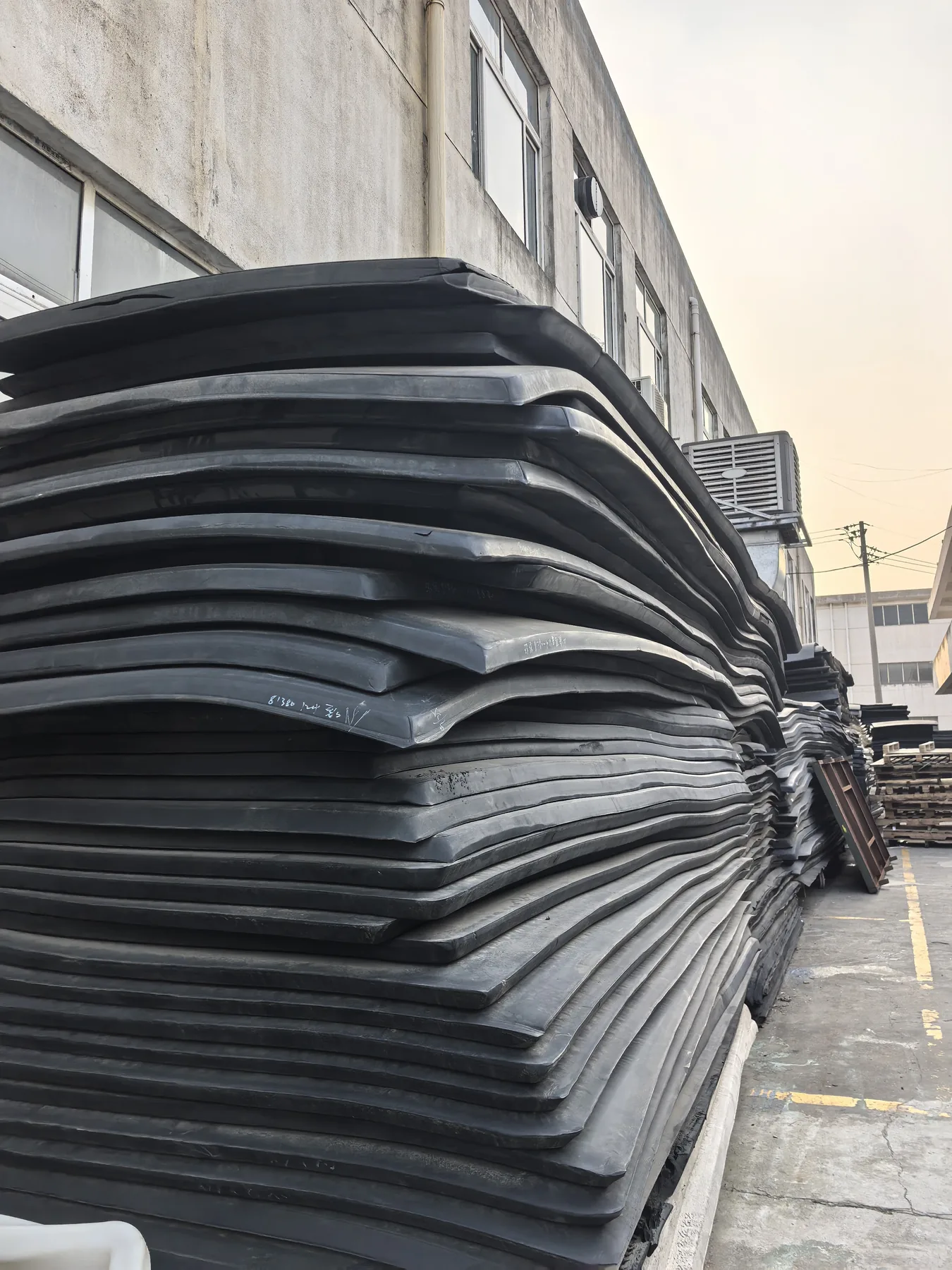 Factory and workshop photo for custom neoprene sourcing review