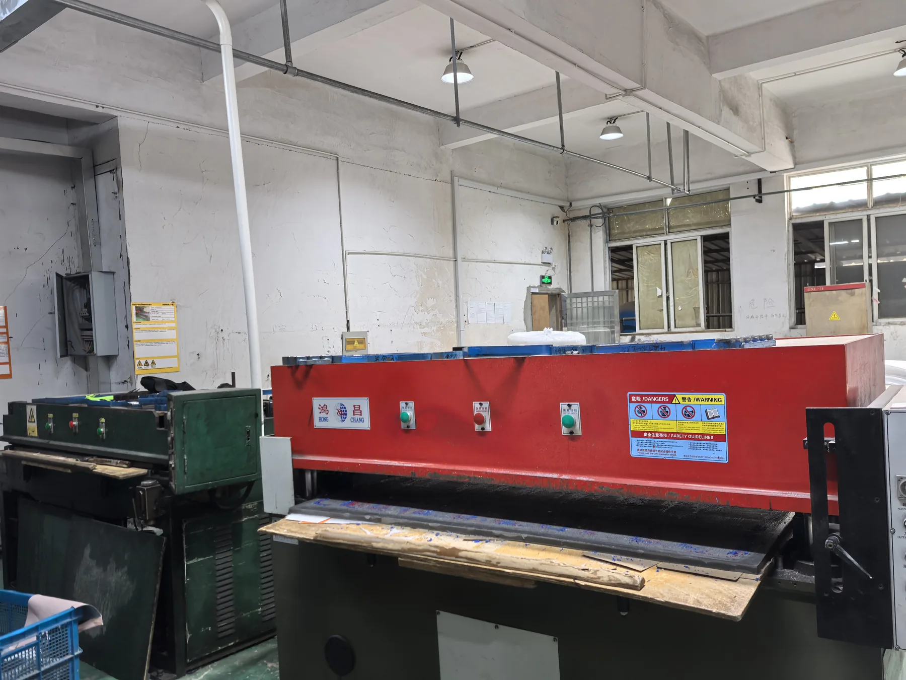 Factory and workshop photo for custom neoprene sourcing review