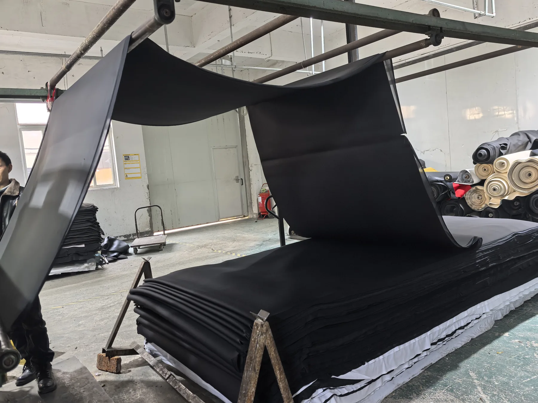 Factory and workshop photo for custom neoprene sourcing review