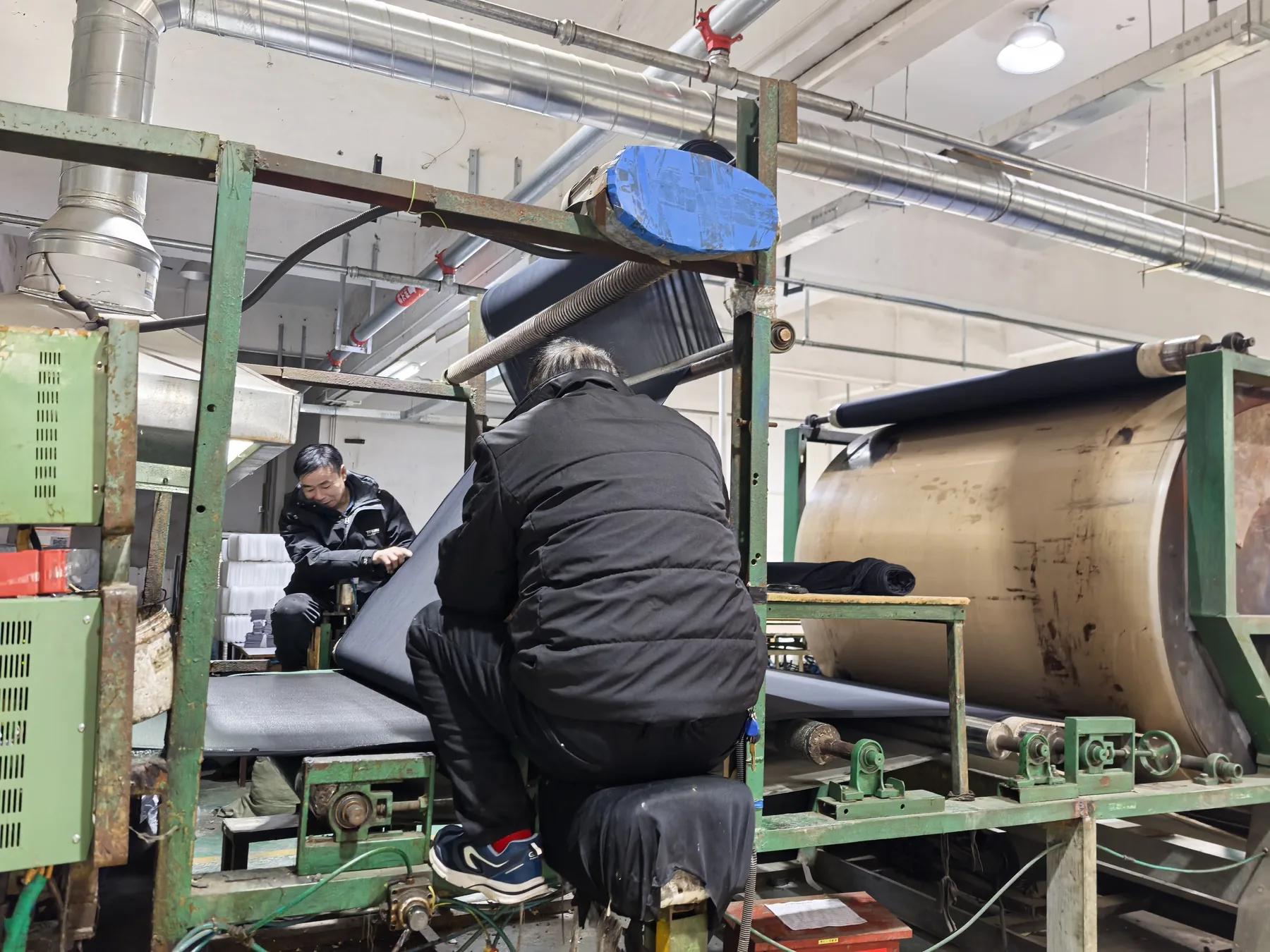 Factory and workshop photo for custom neoprene sourcing review
