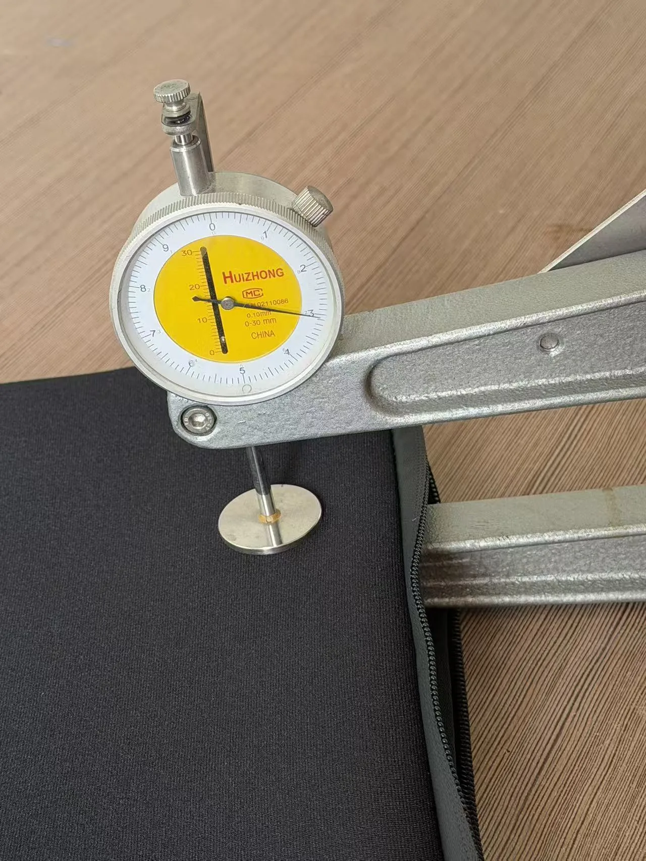 Quality control and inspection photo for neoprene sourcing review
